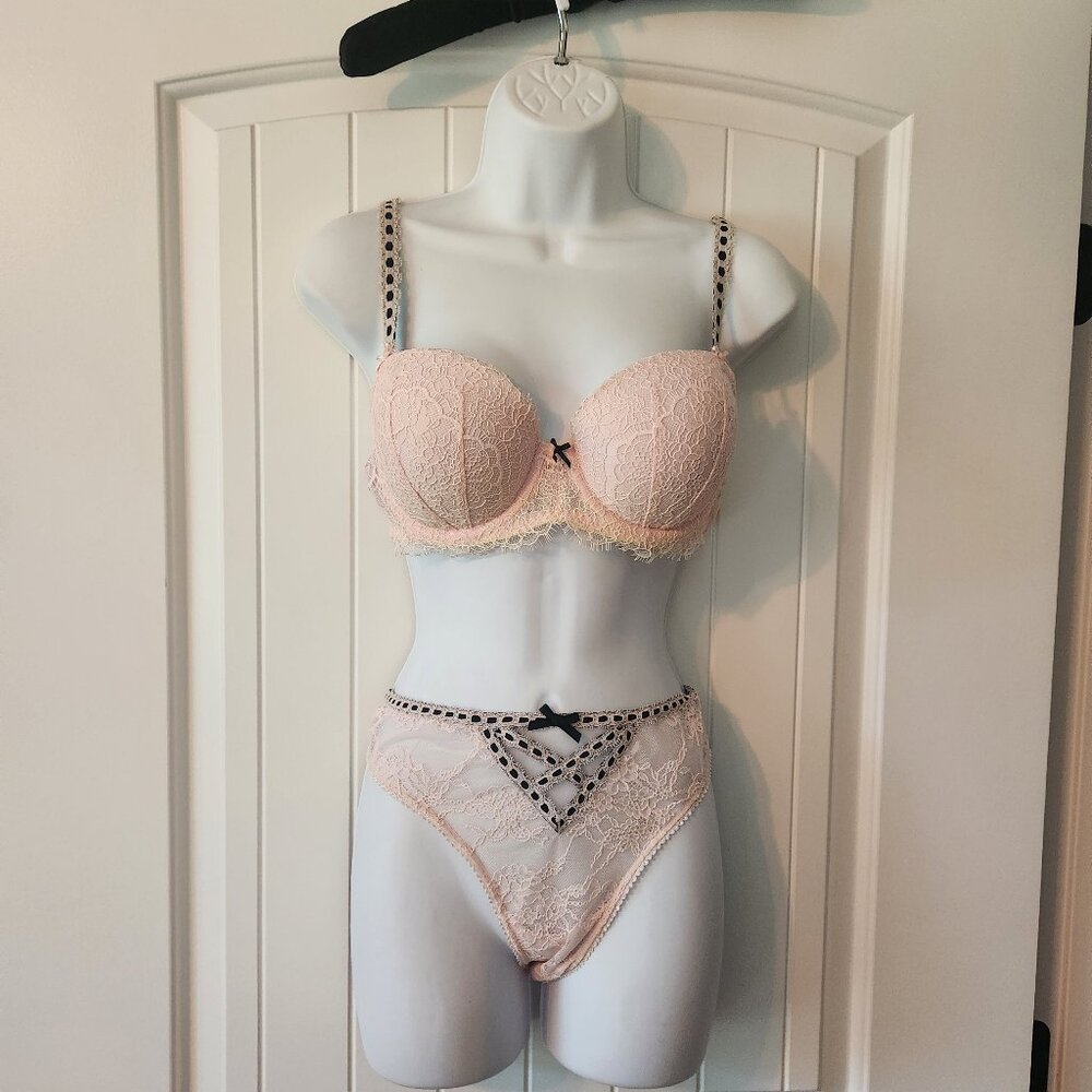 Victoria's Secret Bra